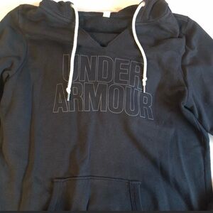 Black underarmour v-neck hoodie